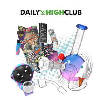 "Blast Off" Smoke Box - Daily High Club Promo Code